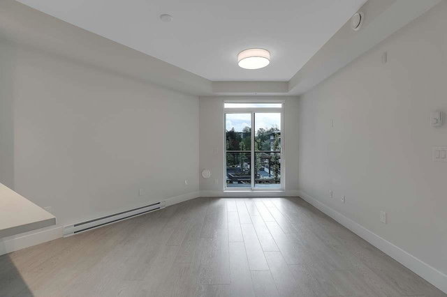 229 - 11655 Fraser Street