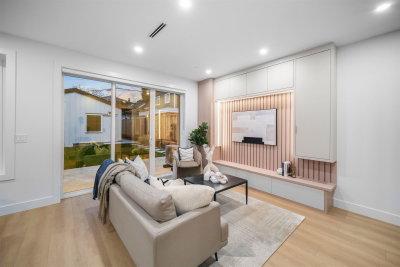 2 - 3623 Triumph Street