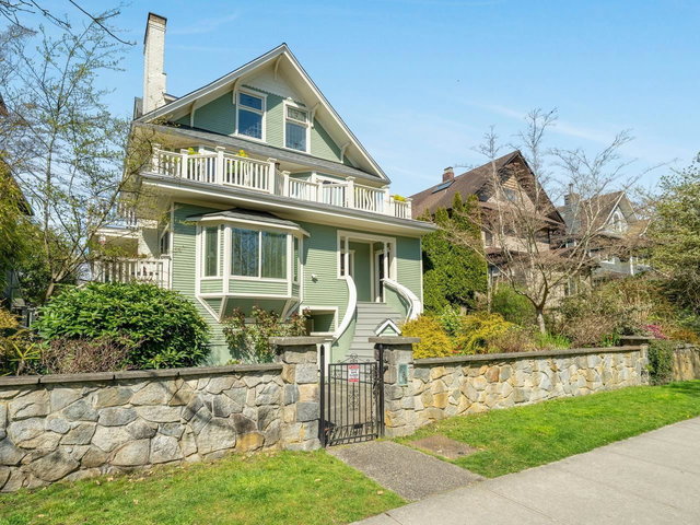 6 - 335 13th Avenue W