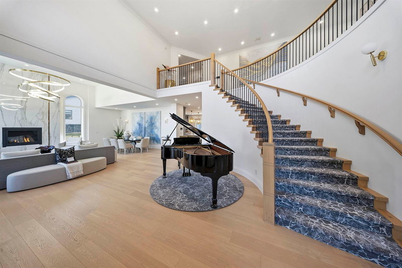 7415 Lambeth Drive, Burnaby, V5E 4B4 | Image 2