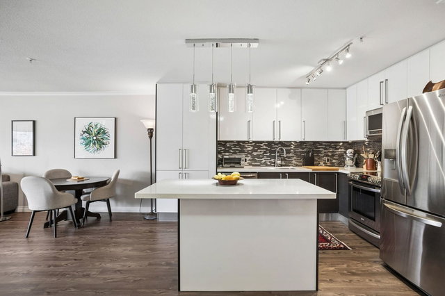 311 - 1869 Spyglass Place