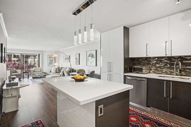 311 - 1869 Spyglass Place