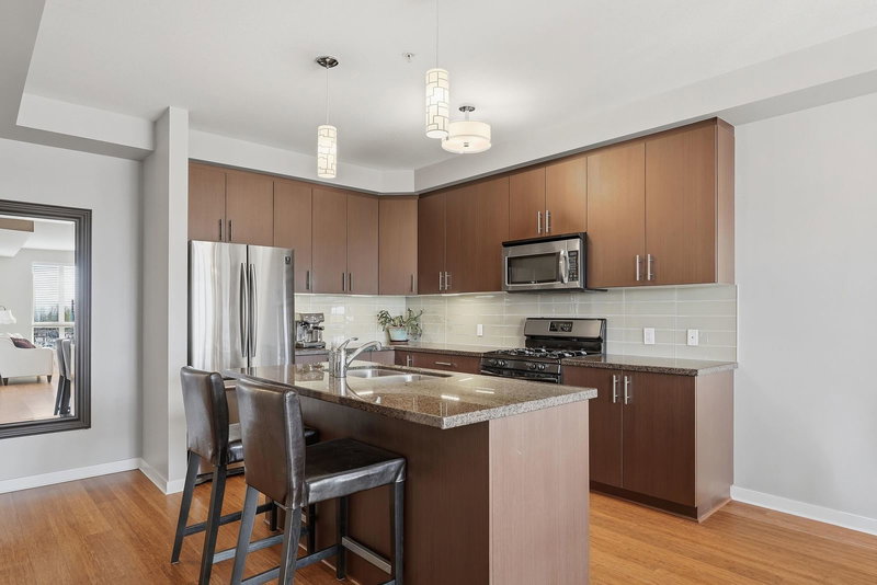 210 - 6077 London Road, Richmond, V7E 0A7 | Image 2