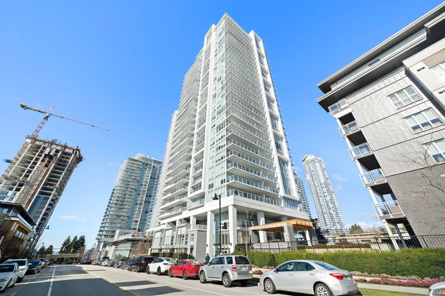 2206 - 525 Foster Avenue