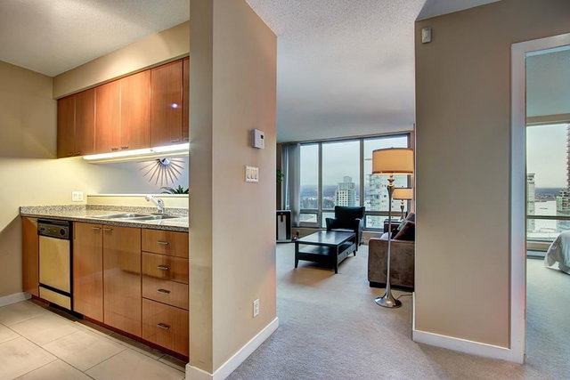 1903 - 1288 Georgia Street W