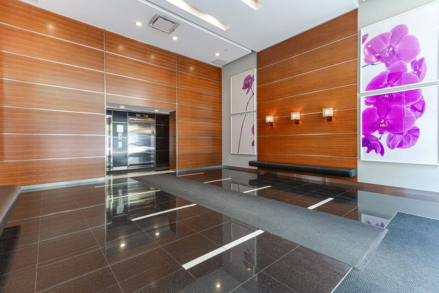 904 - 3111 Corvette Way