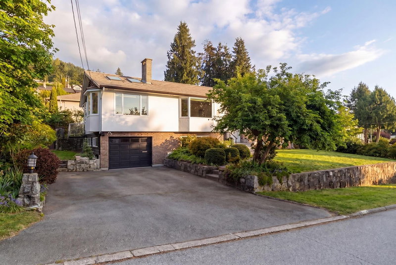420 Monteray Avenue, North Vancouver, British Columbia