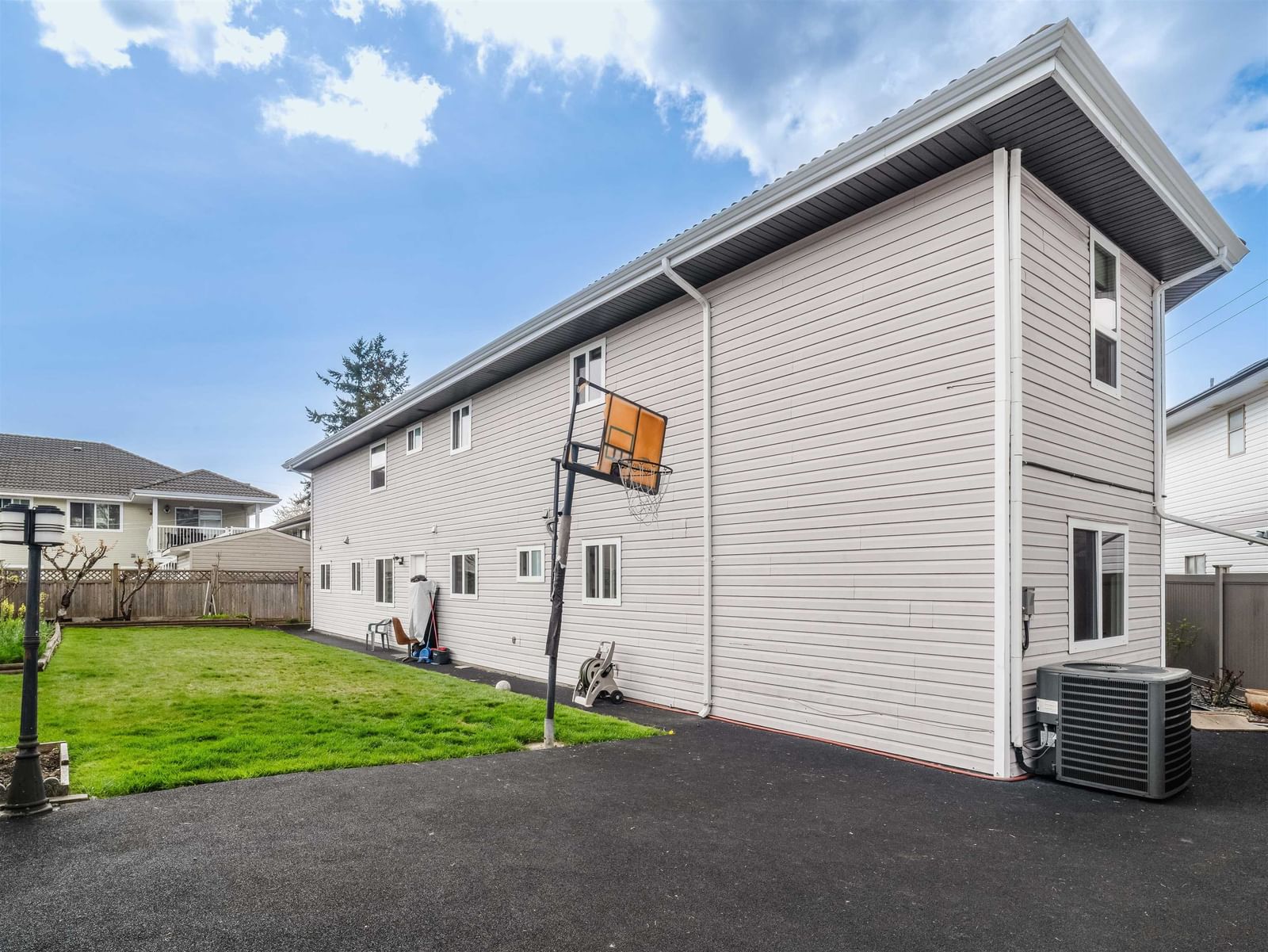 Listing Image 37