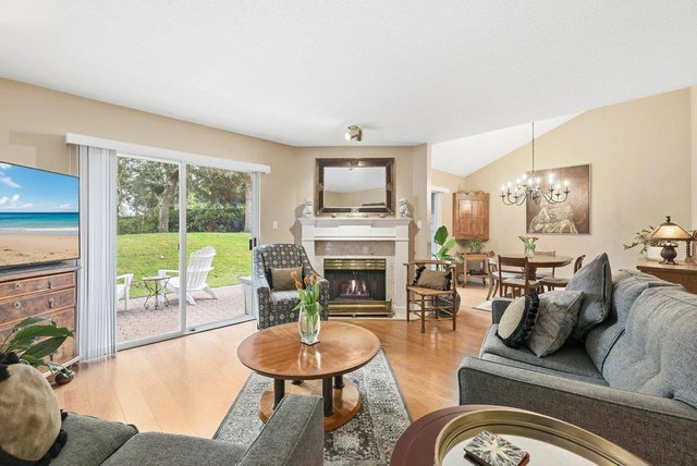 136 - 16275 15 Avenue