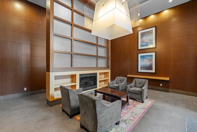 802 - 7088 Salisbury Avenue