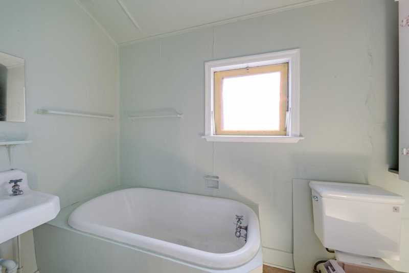 340 Alberta Street, New Westminster, V3L 3J5 | Image 3