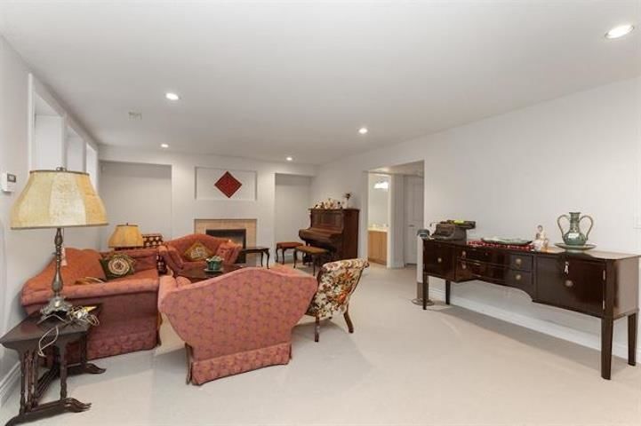Listing Image 24