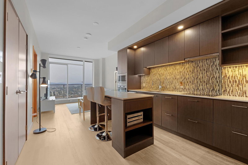 4304 - 13495 Central Avenue, Surrey, V3T 0K2 | Image 2