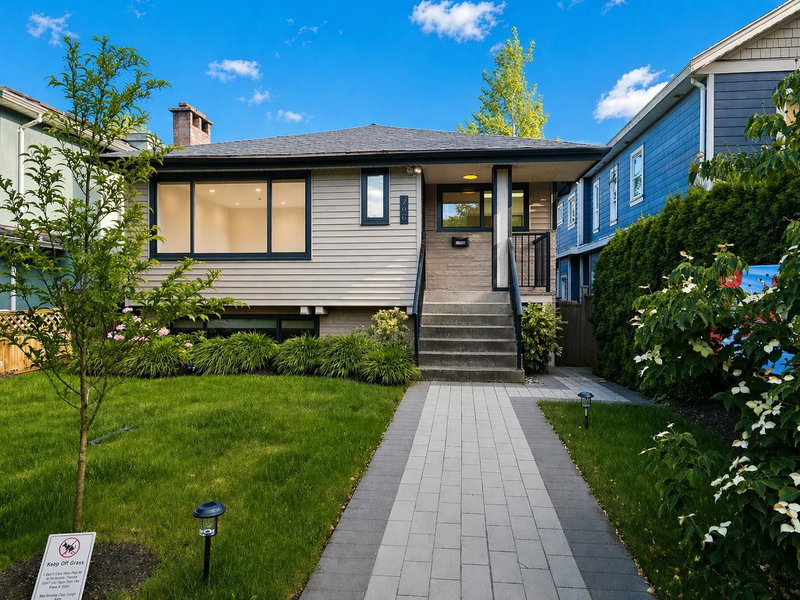 790 68th Avenue W, Vancouver, British Columbia