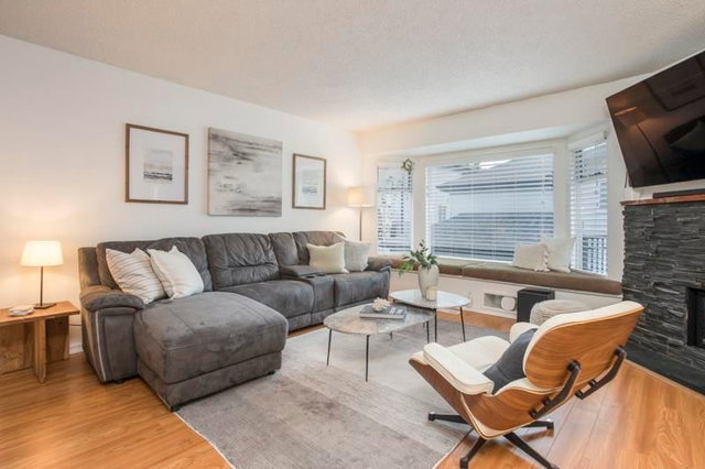 27 - 1195 Falcon Drive