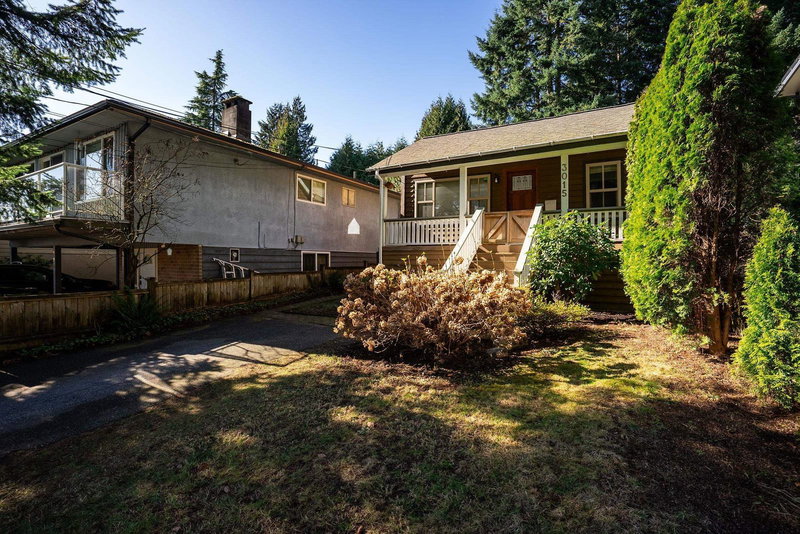3015 Royal Avenue, North Vancouver, V7K 1Y6 | Image 3