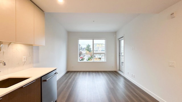 309 - 645 Como Lake Avenue