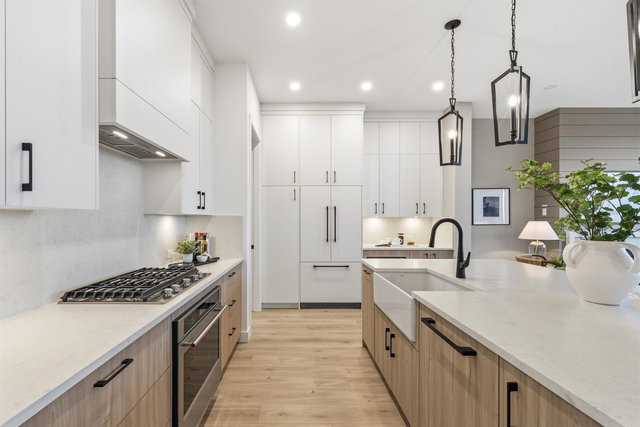 3408 Doucette Avenue