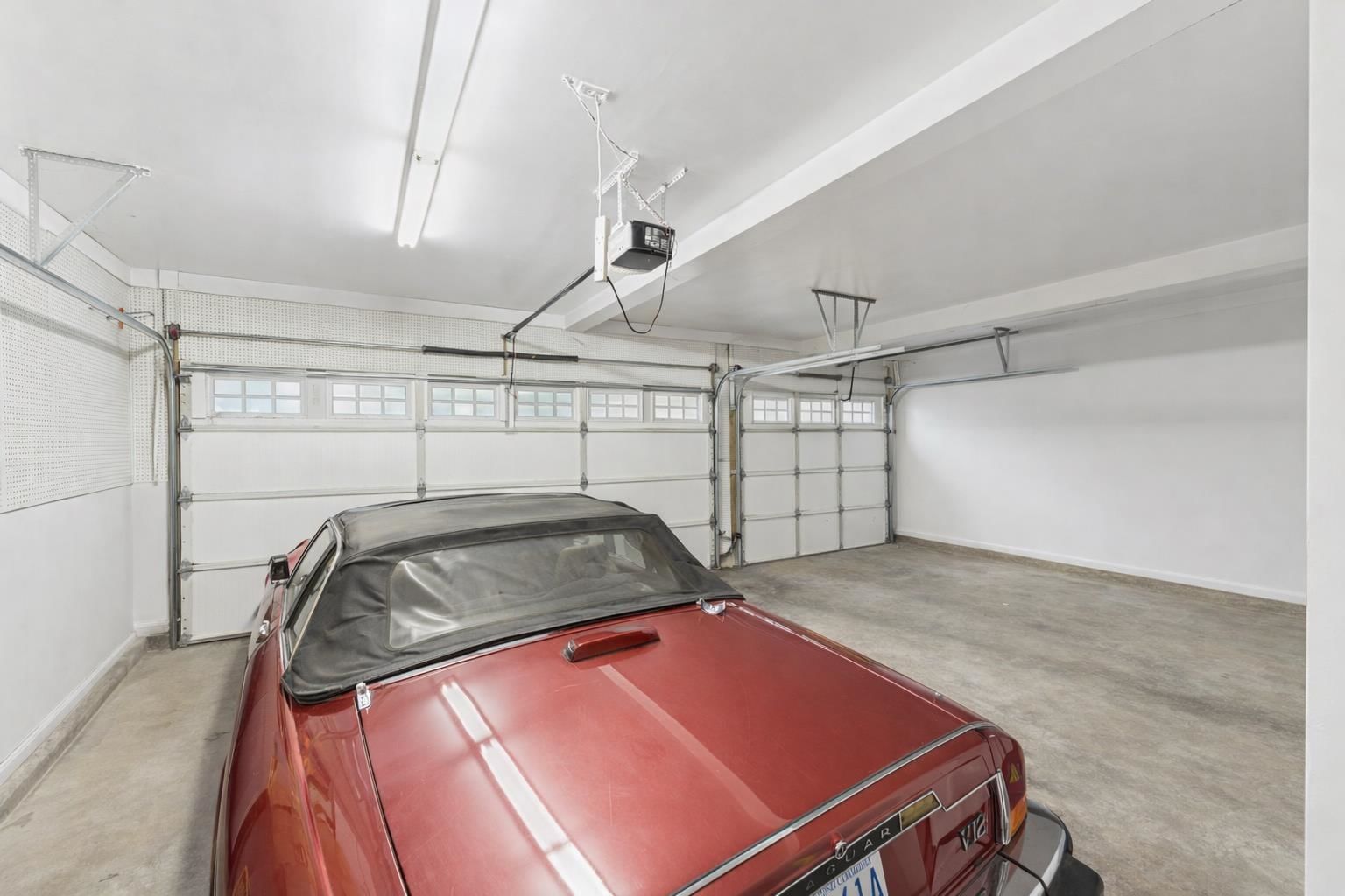 Listing Image 38