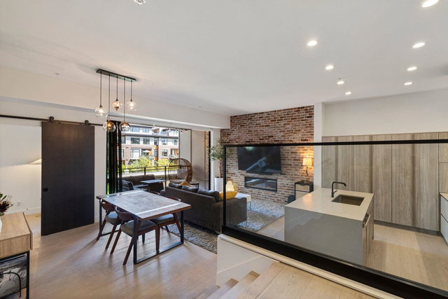 309 - 300 Salter Street