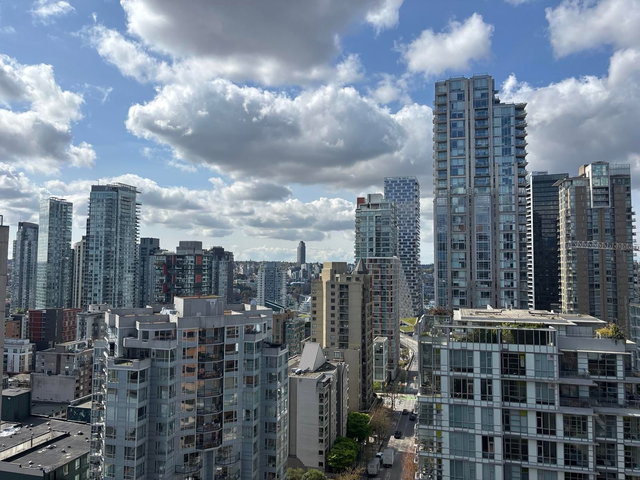 2306 - 1189 Howe Street