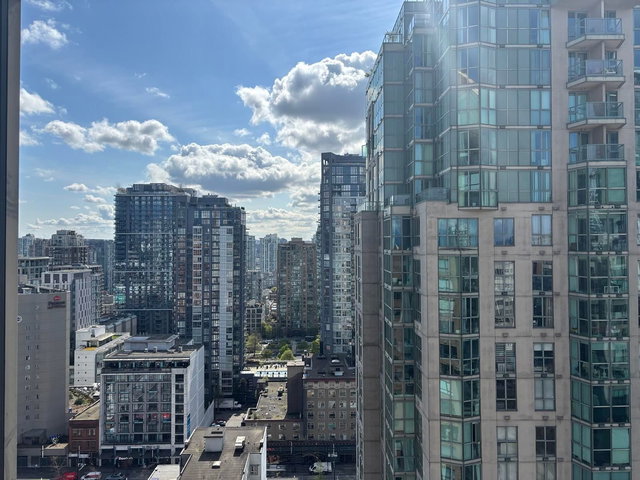 2306 - 1189 Howe Street