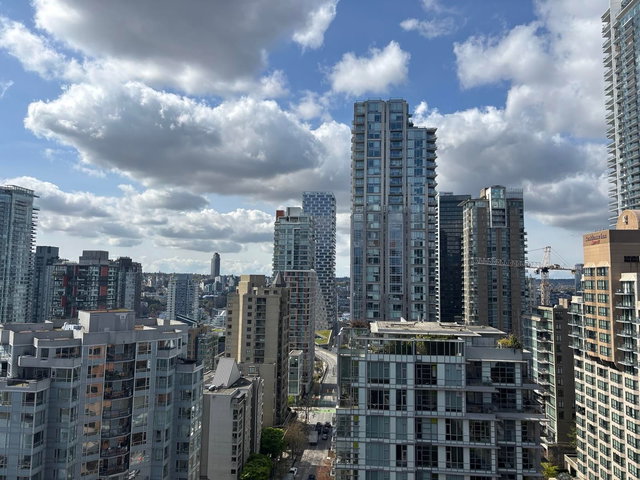 2306 - 1189 Howe Street