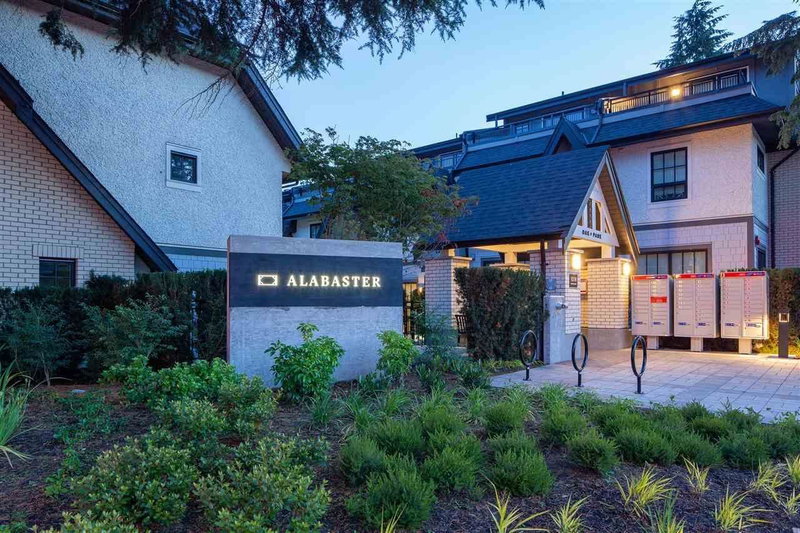 7893 Oak Street, Vancouver, British Columbia