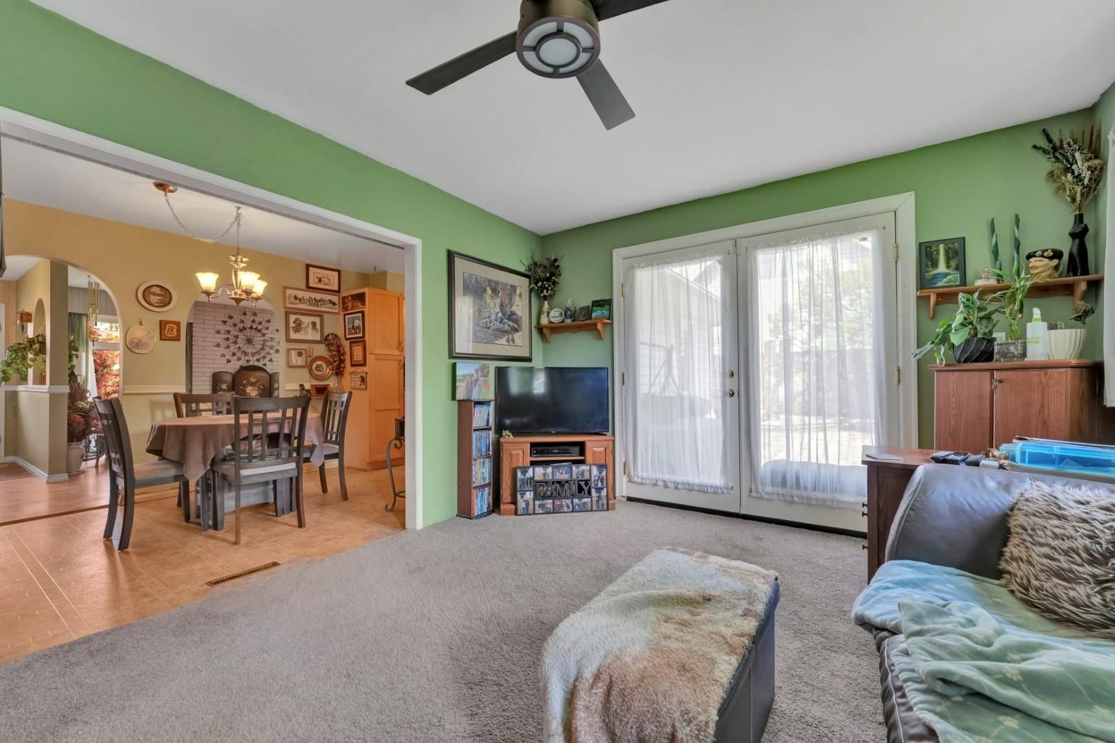 Listing Image 22