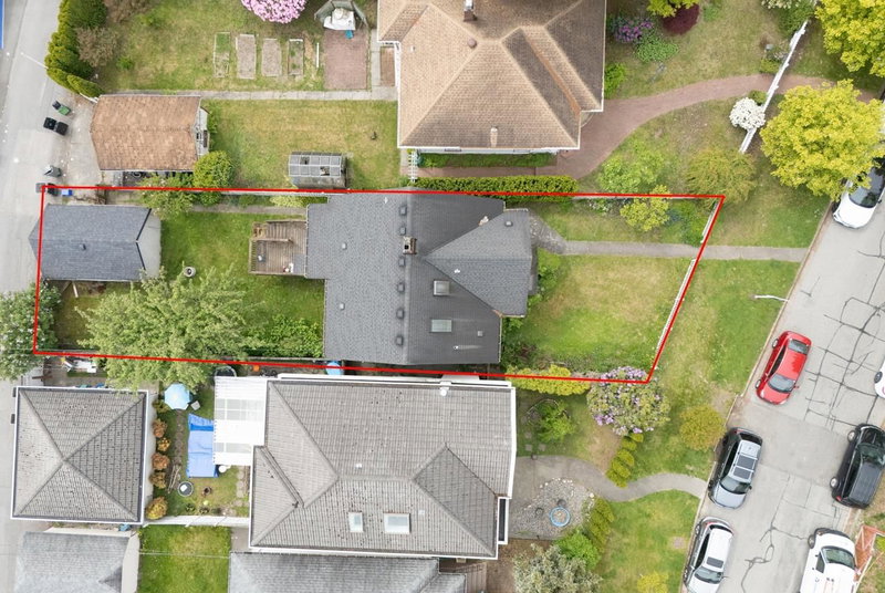 922 Park Drive, Vancouver, V6P 2J4 | Image 3