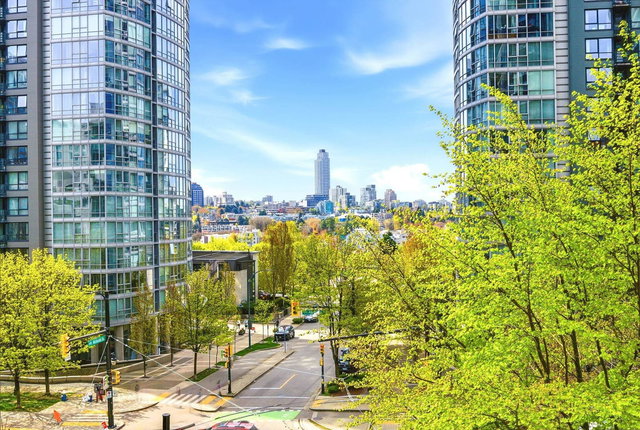 502 - 501 Pacific Street