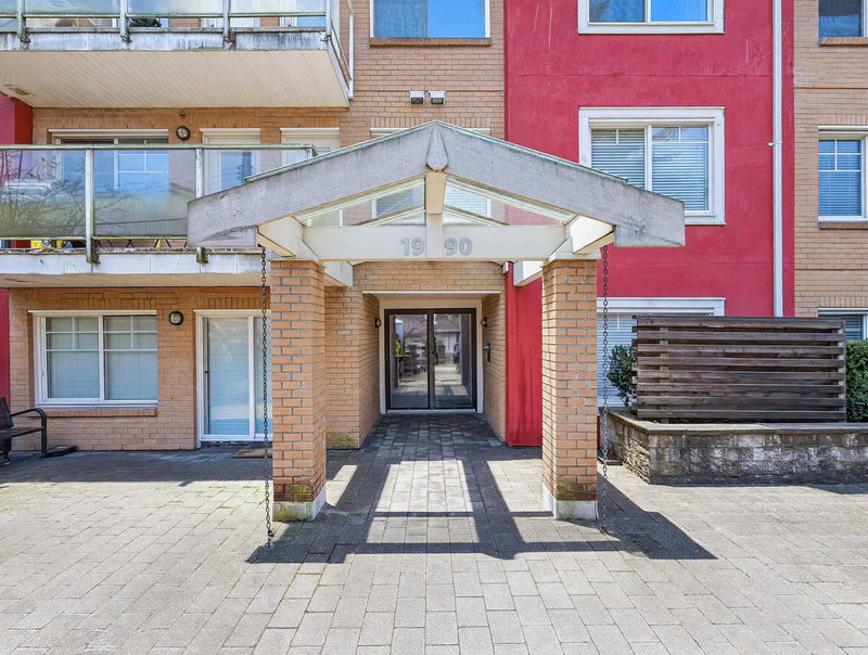 401 - 1990 Westminster Avenue, Port Coquitlam, V3B 1E8 | Image 2