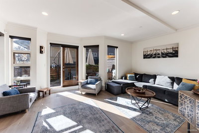 9 - 215 4th Street | North Vancouver | Image