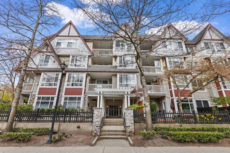 322 - 6833 Village Green