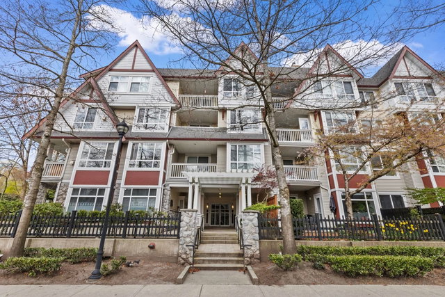 322 - 6833 Village Grn