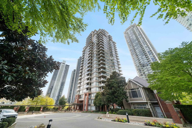 1906 - 4132 Halifax Street