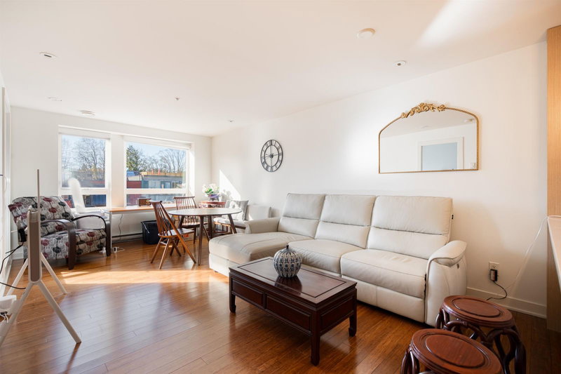 2481 Waterloo Street #403, Vancouver, British Columbia