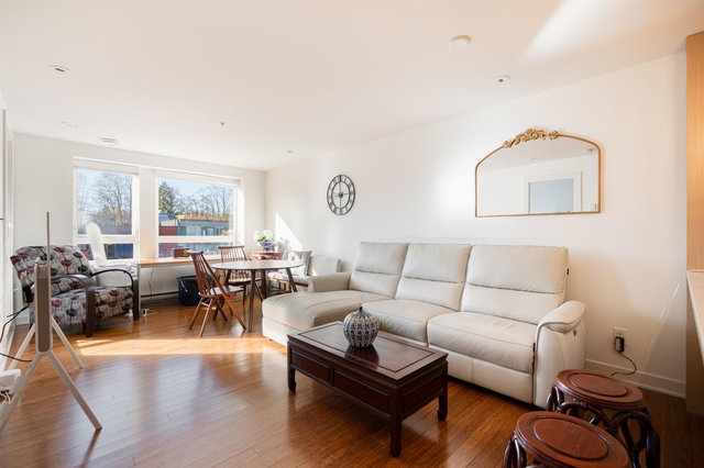 403 - 2481 Waterloo Street