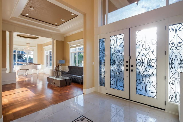 9491 Glenbrook Drive