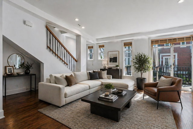 18 - 20738 84 Avenue