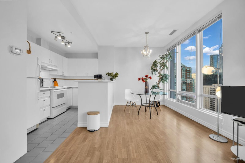 1512 - 989 Nelson Street, Vancouver, V6Z 2S1 | Image 2