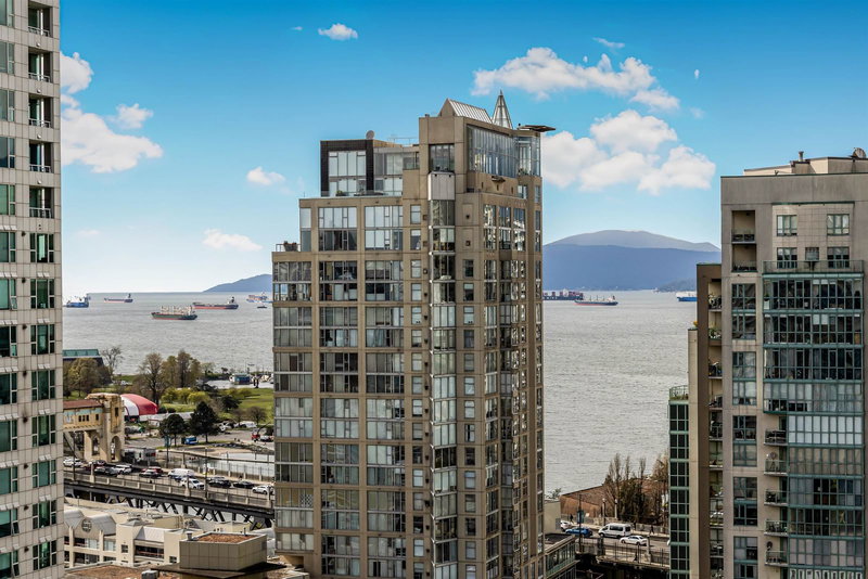 1480 Howe Street #2306, Vancouver, British Columbia