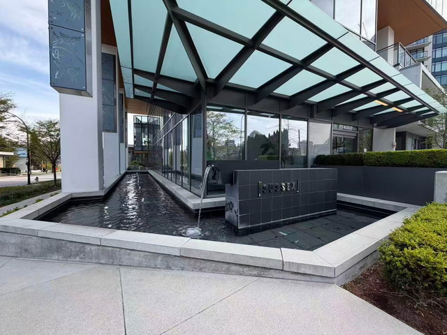 1801 - 4711 Hazel Street