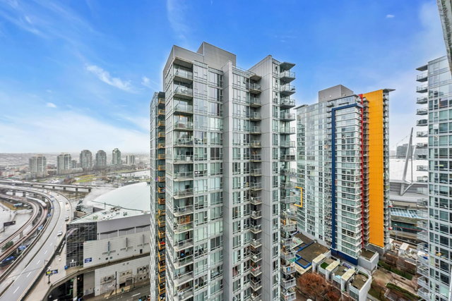 2301 - 602 Citadel Parade