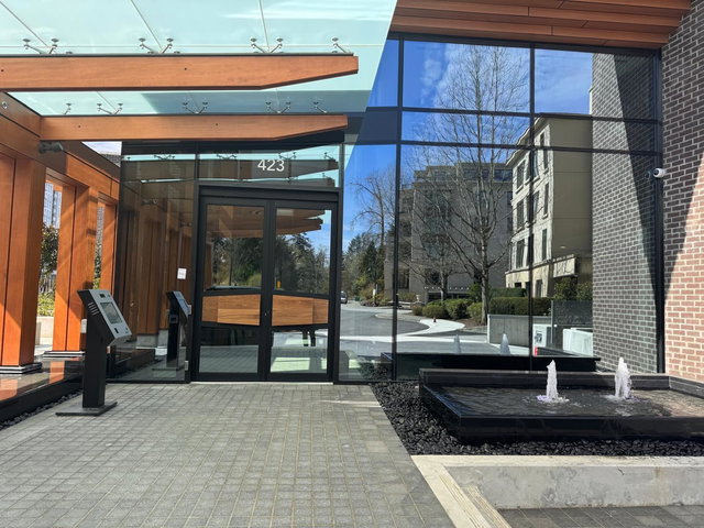 603 - 423 6th Street