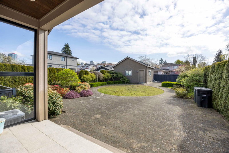7320 Dow Avenue, Burnaby, V5J 3X4 | Image 2