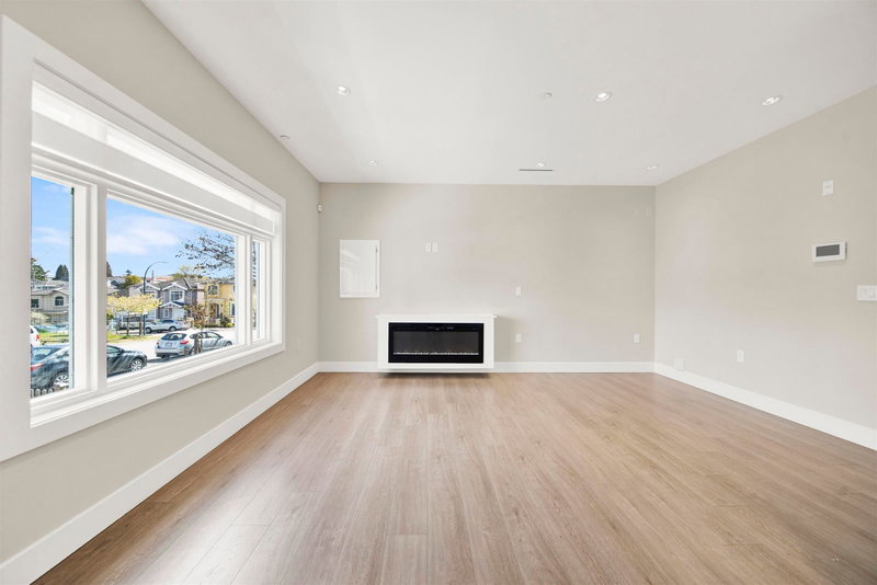 3128 Kings Avenue, Vancouver, V5R 4T4 | Image 3