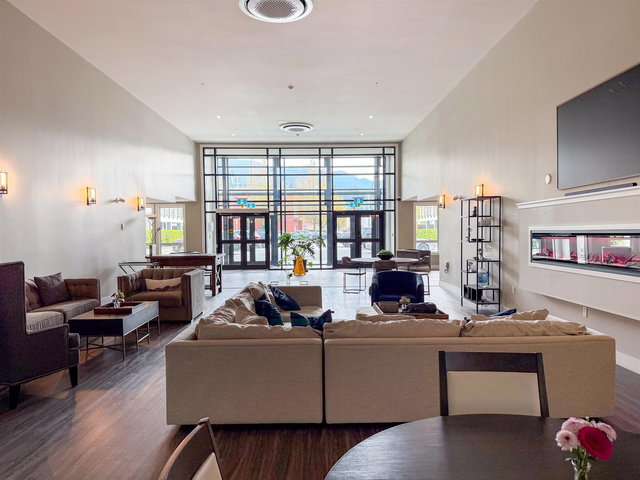 605 - 45745 Watson Road