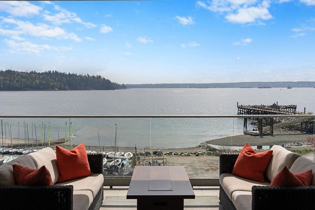 304 - 1355 Bellevue Avenue