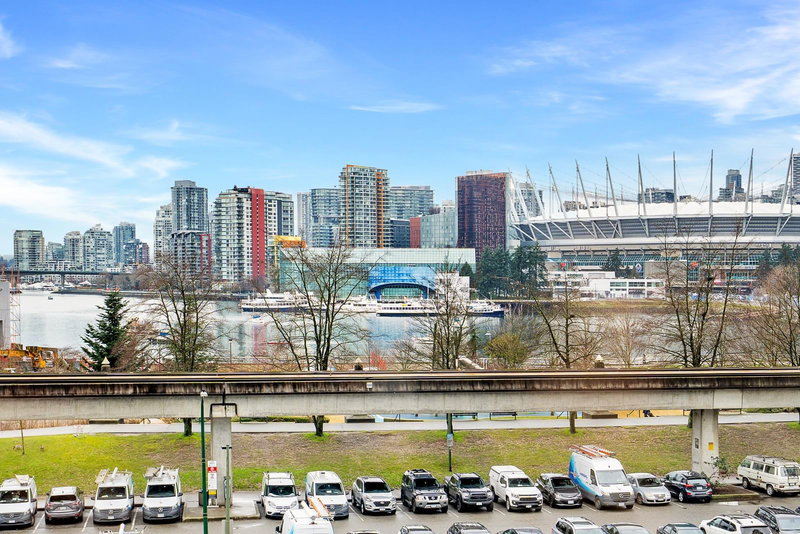 403 - 1188 Quebec Street, Vancouver, V6A 4B3 | Image 2